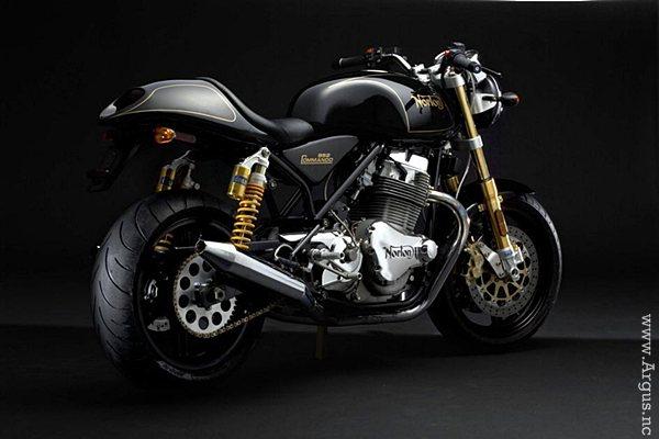 Accossato Bremsbelag – Organische Mischung Für Norton 961 Commando SF (ab 2013)