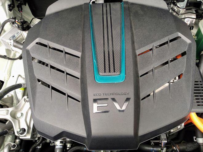 elfbar nachfüll pod läuft aus Kia Niro Réchauffeurs de liquide de refroidissement HV stock main image 1